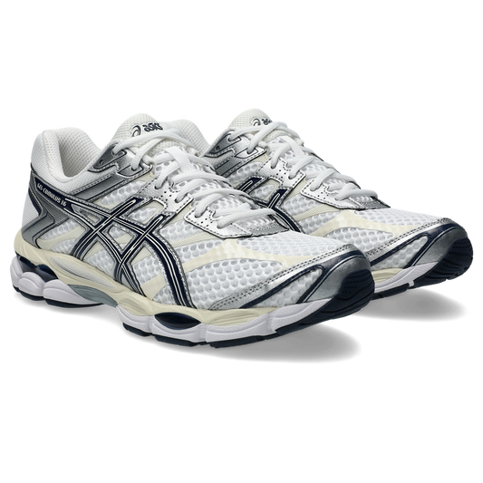 Asics GEL Cumulus 16 White / Midnight vue de biais