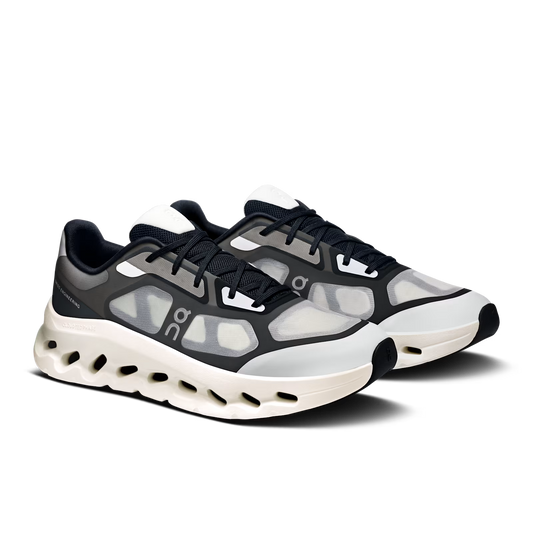 ON Running Cloudtilt Remix Black / Ivory de biais