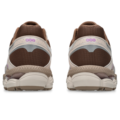 Asics GEL Cumulus 16 Cinnamon / Pure Silver vue de dos