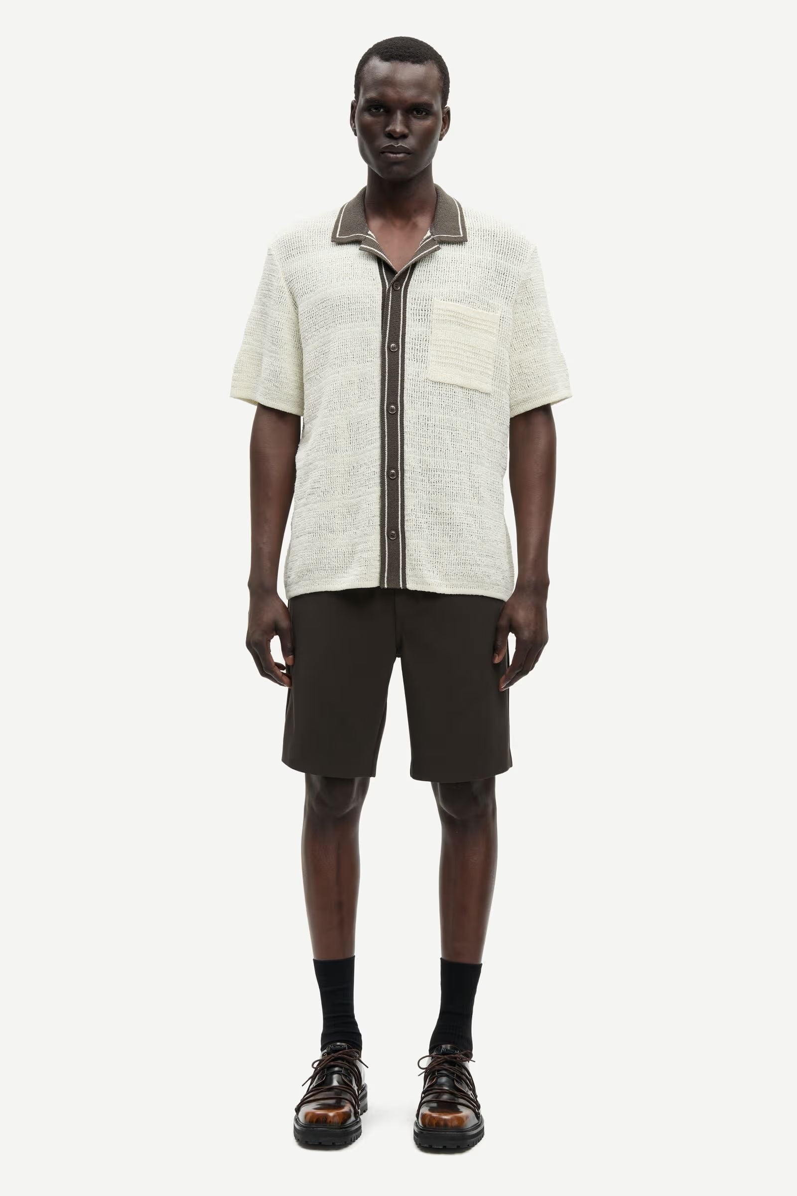 Samsoe Samsoe Smith Short Dark Olive vue de face portée