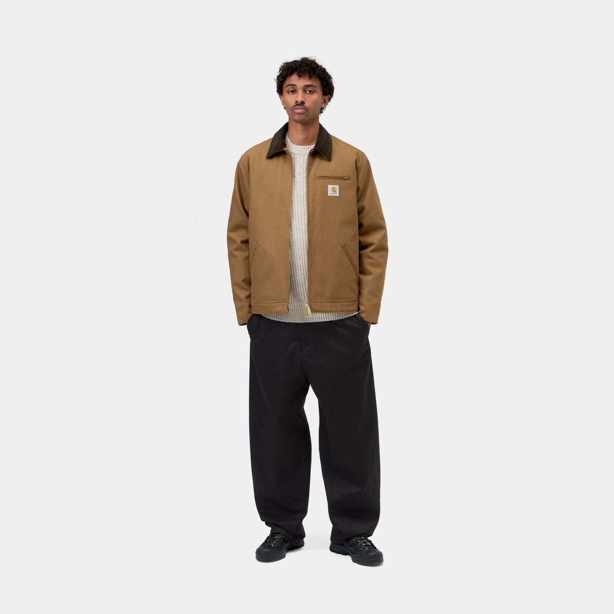 Carhartt WIP Detroit Jacket Hamilton Brown/Tobacco, porté