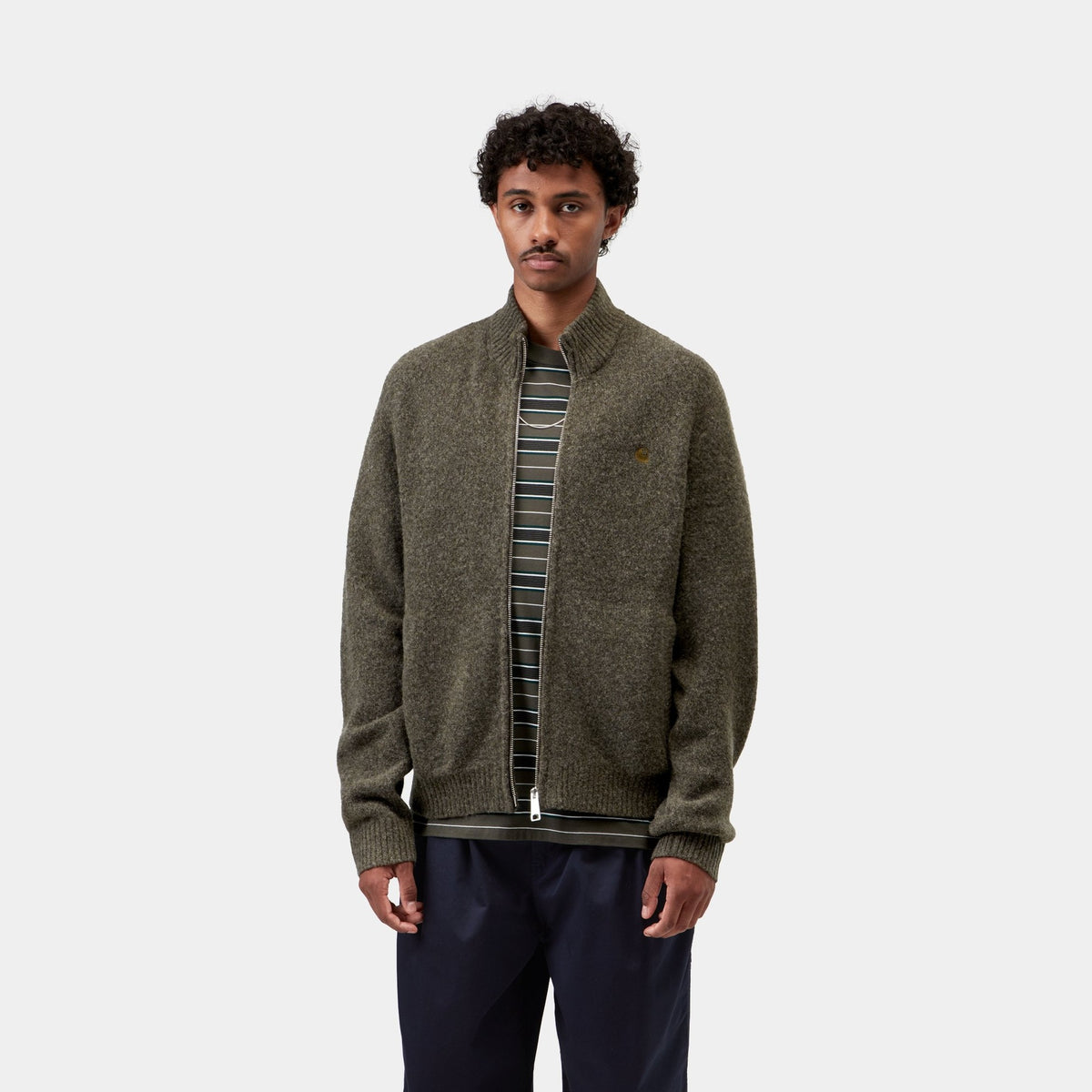 Carhartt WIP Curtis Sweater Jacket Tangled Shungite, porté, vue de face