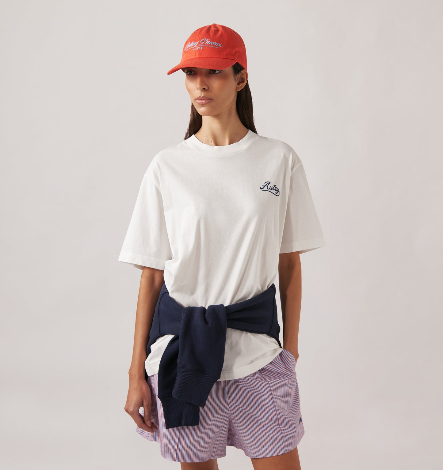 Autry Tshirt 047W vue de face porté femme