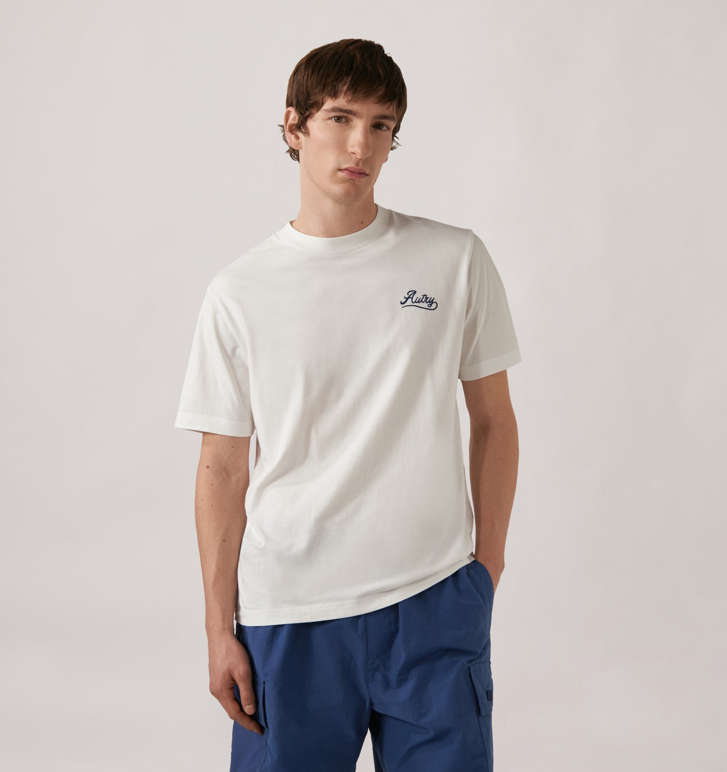 Autry Tshirt 047W vue de face porté