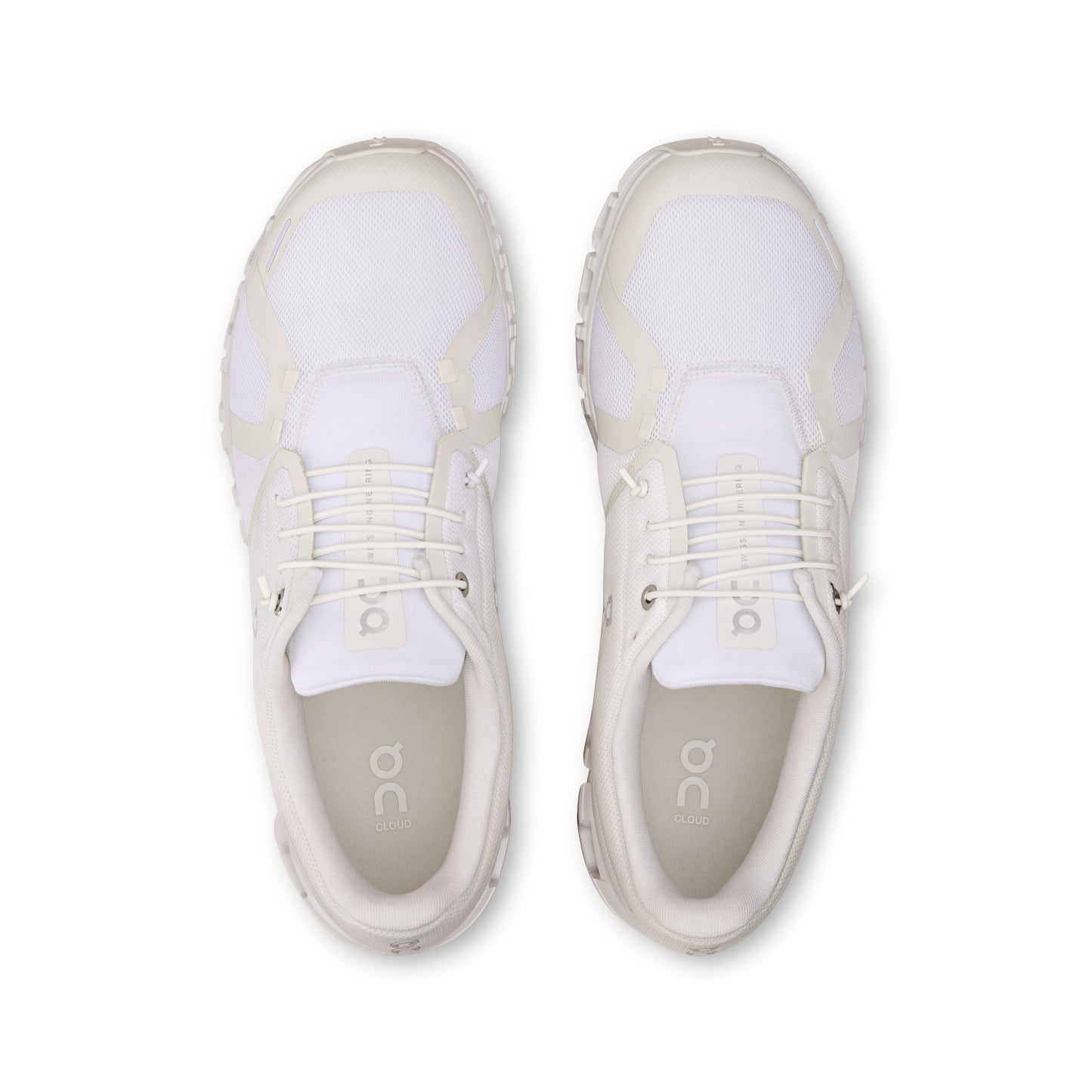 On Running Cloud 6 White / White