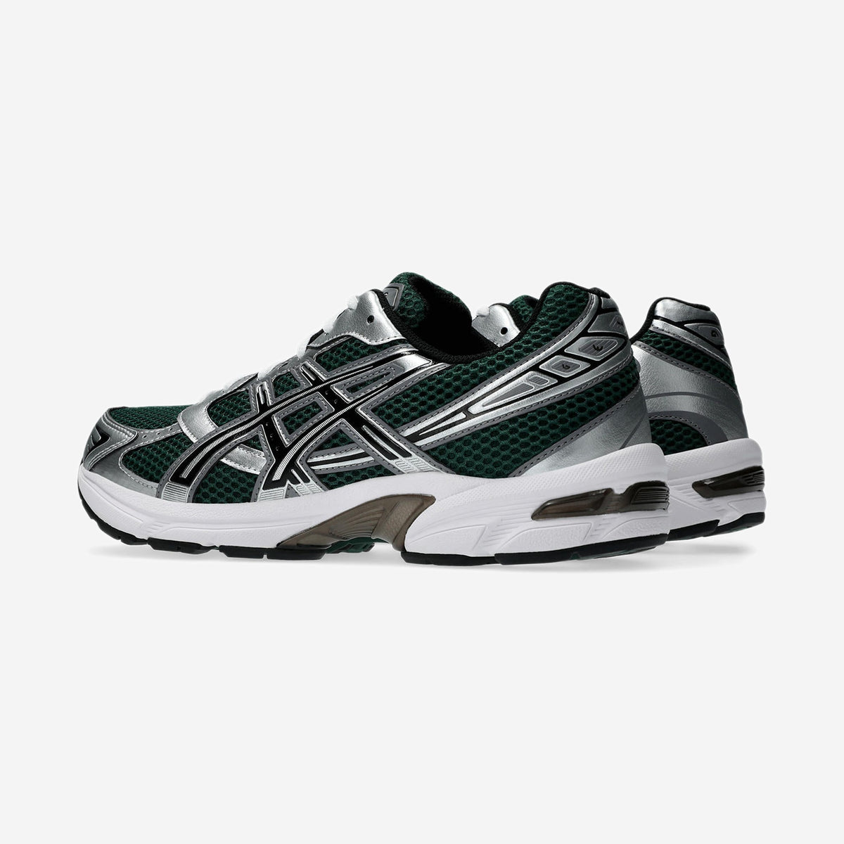 Asics GEL-1130 Evergreen Black, vue de trois-quarts