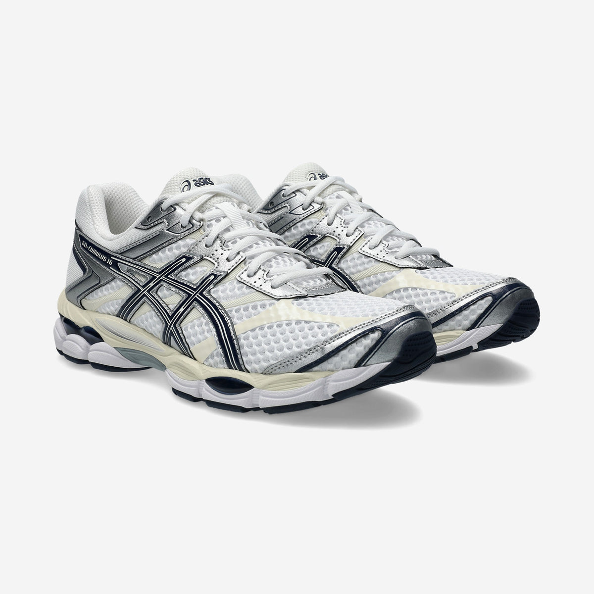 Asics GEL-Cumulus 16 Cocoa Powder Pure Silver, vue de profil