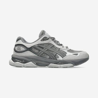 Asics GEL-NYC 2.0 Clay Grey Cement Grey, sneaker GEL-NYC 2.0, disponible chez Size à Ajaccio