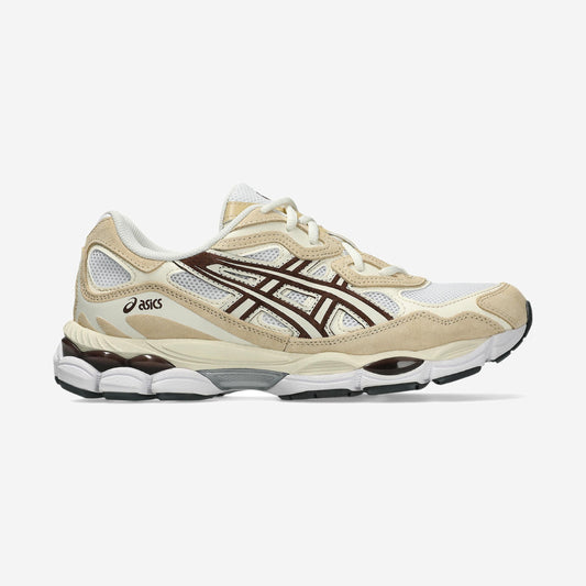 Asics GEL-NYC White Roasted Coffee, sneaker GEL-NYC, disponible chez Size à Ajaccio