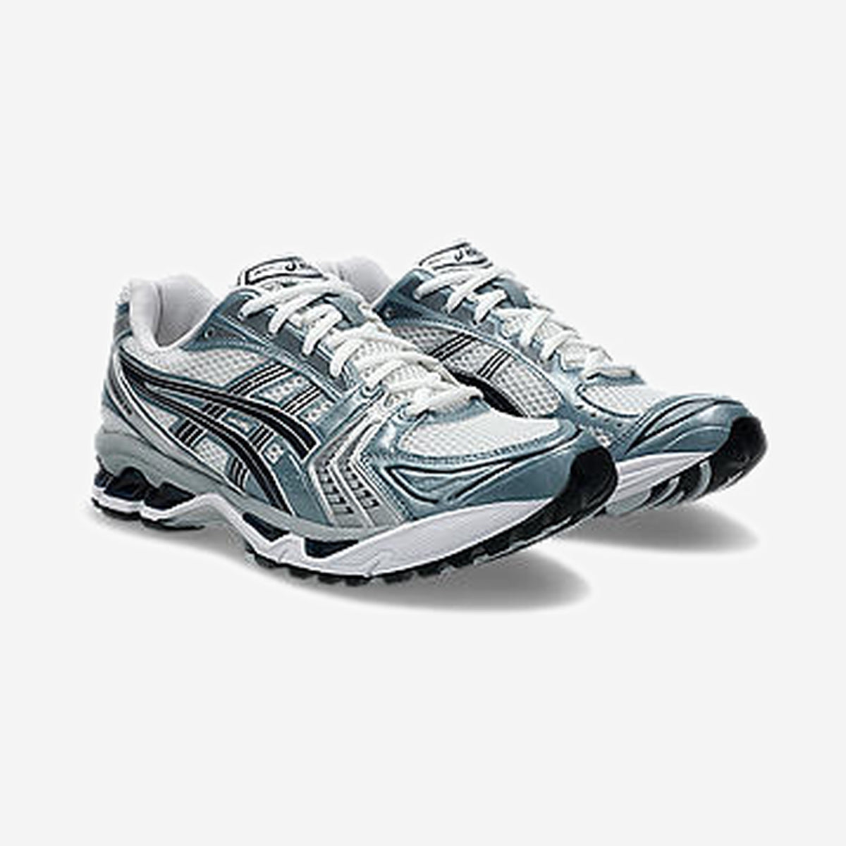 Asics GEL-Kayano 14 White Fjord Grey vue de trois-quarts, silhouette runner rétro Y2K