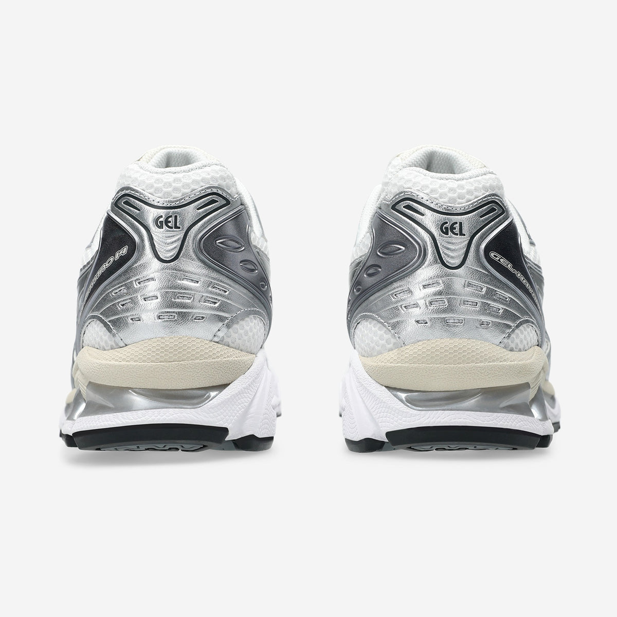 Asics GEL-Kayano 14 White Graphite Grey vue de détail, empiècements gris et reflets Pure Silver