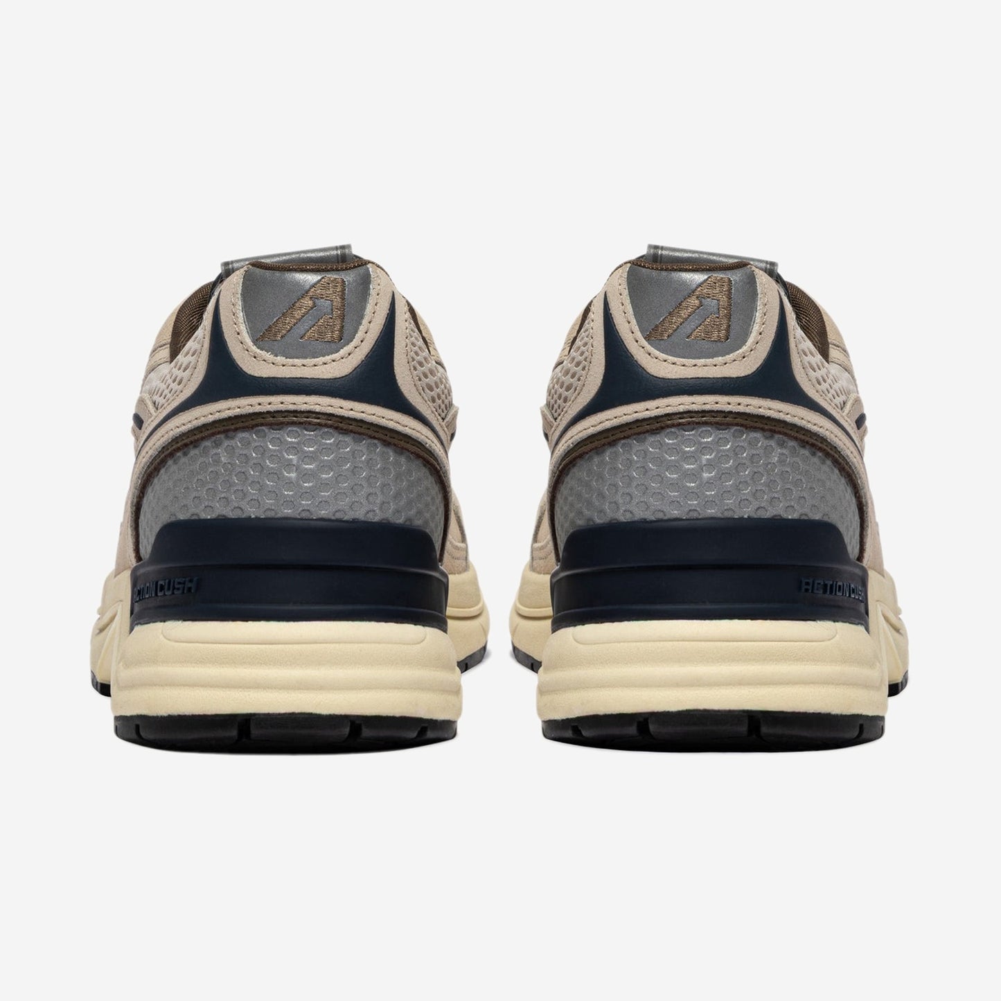 Autry Hyperway CI05 vue de dos, talon et logo Autry