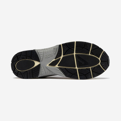 Autry Hyperway SA05 vue de dos, talon mesh argent et détails réfléchissants
