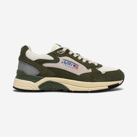 Autry Hyperway SA07, running rétro chunky en kaki et gris, chez For The Week à Ajaccio
