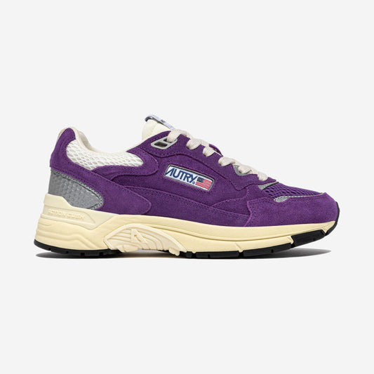 Autry Hyperway UM02, running rétro chunky en violet et gris, chez For The Week à Ajaccio