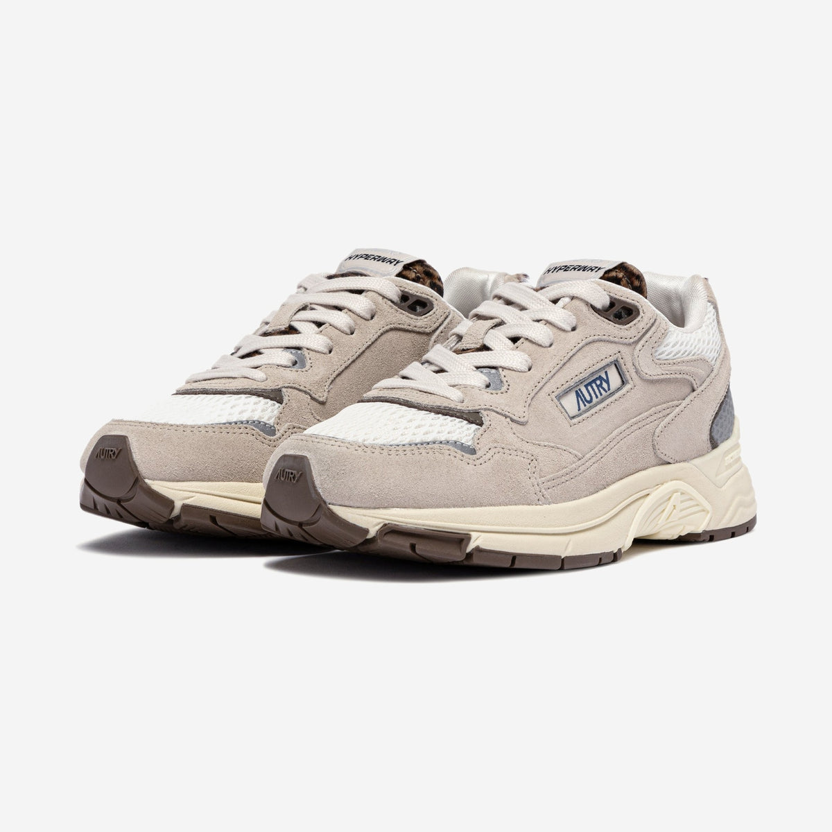 Autry Hyperway WA01 vue de profil, beige sable et gris