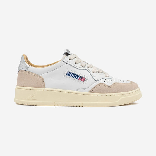 Autry Medalist LS74, sneaker basse rétro en blanc et beige, chez For The Week à Ajaccio