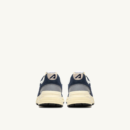 Autry Hyperway UM01, bleu marine et crème, vue 3