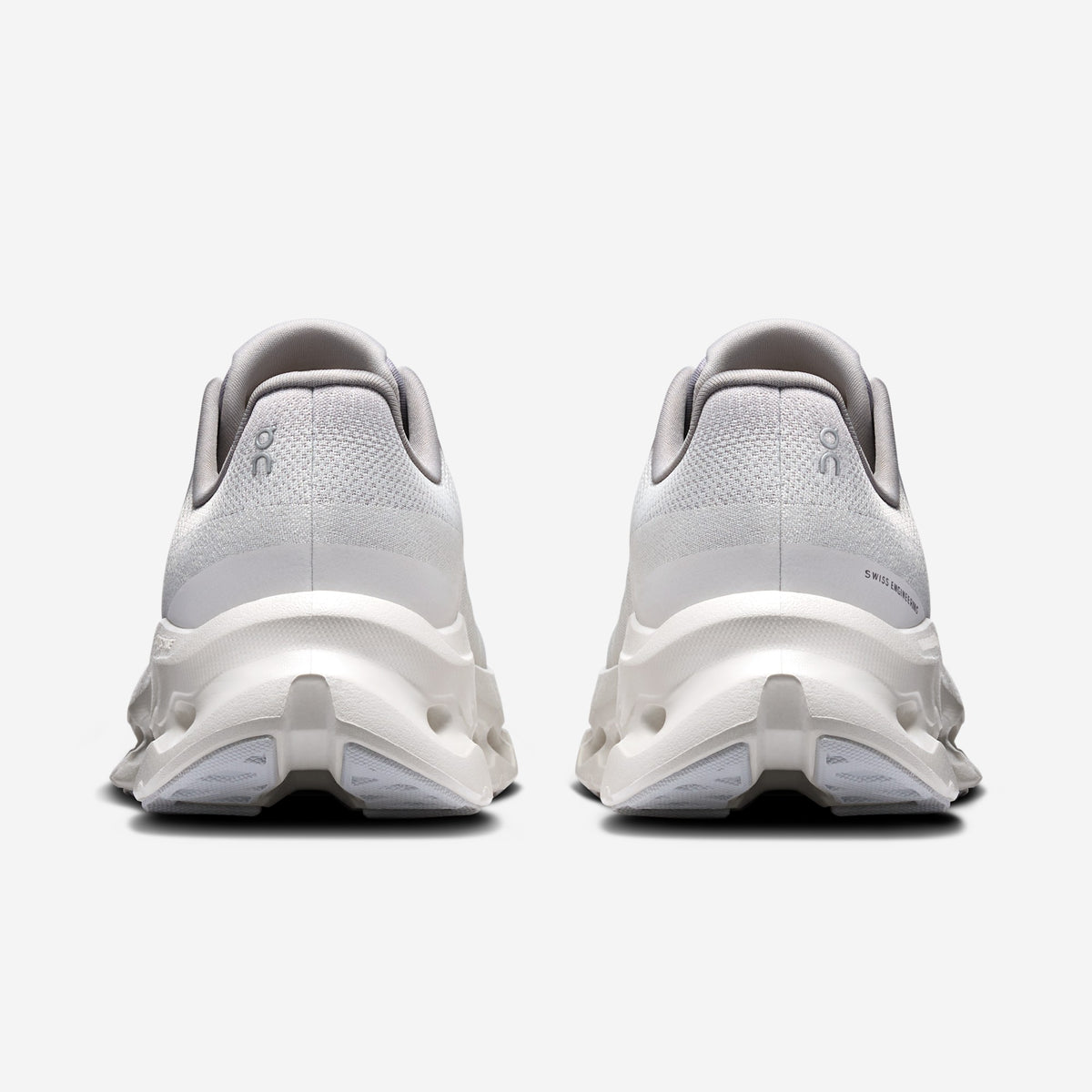 On Running Cloudtilt Alloy Silver, talon, chez Size Ajaccio