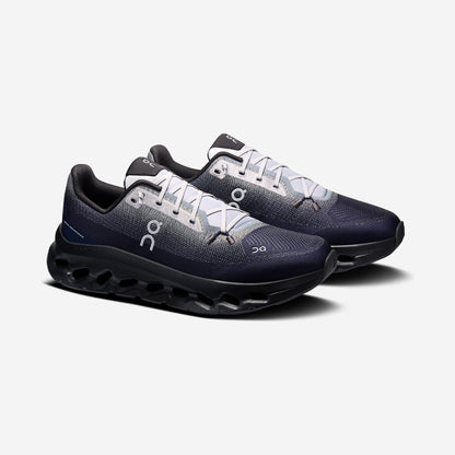 On Running Cloudtilt Platinum Midnight, paire trois-quarts, chez Size Ajaccio