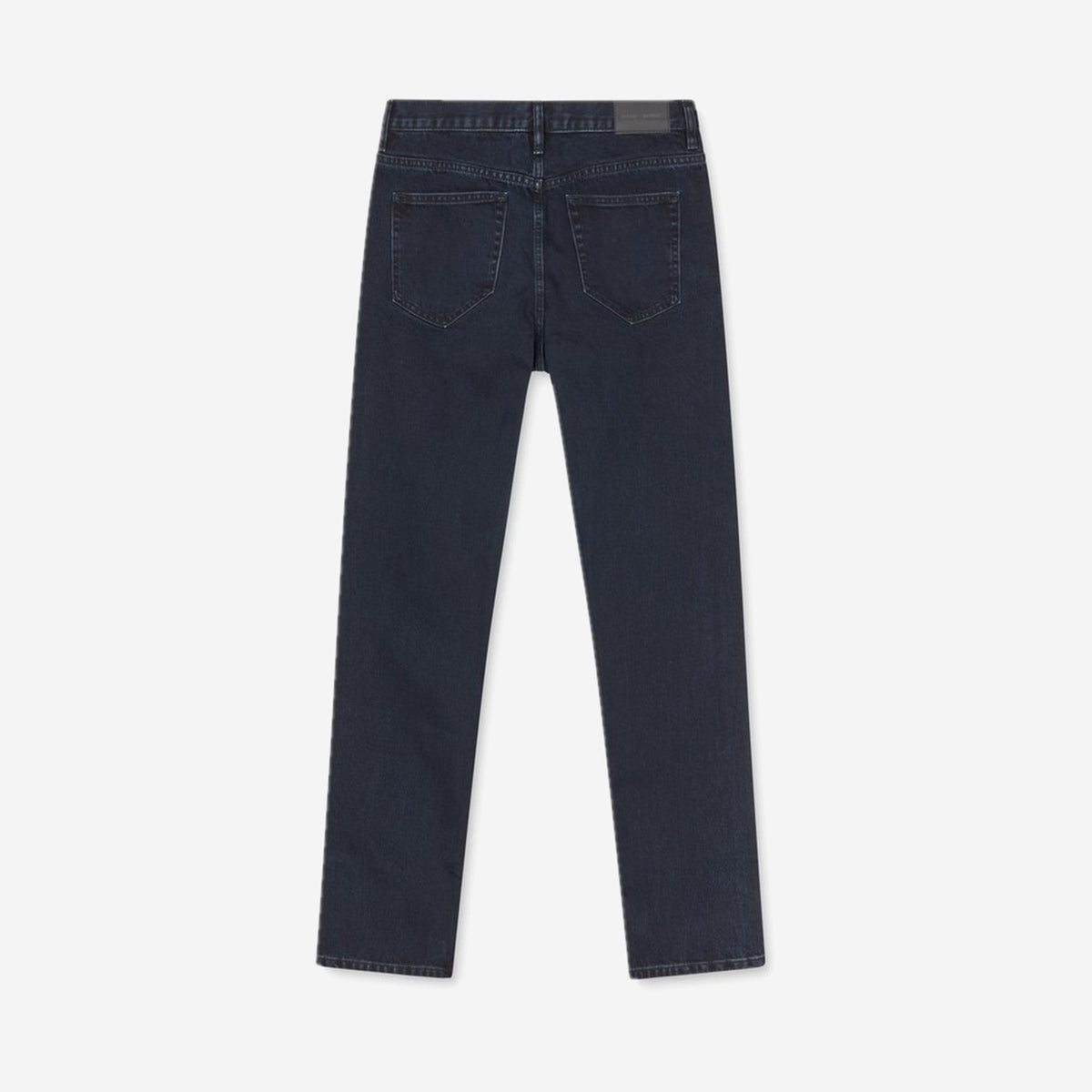 Jean Sacosmo Night Sky en packshot de dos, poches plaquées et écusson logo, denim bleu nuit presque noir, Samsøe Samsøe