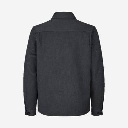 Packshot de dos de la surchemise Sadamon GT Dark Grey Mel. Samsøe Samsøe en coton bio, polyester recyclé et laine