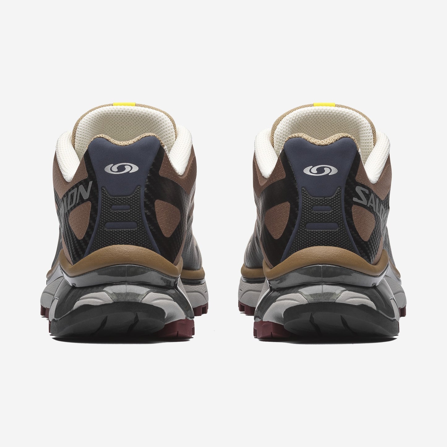Salomon XT4 OG Black Desert Tan, vue de dos