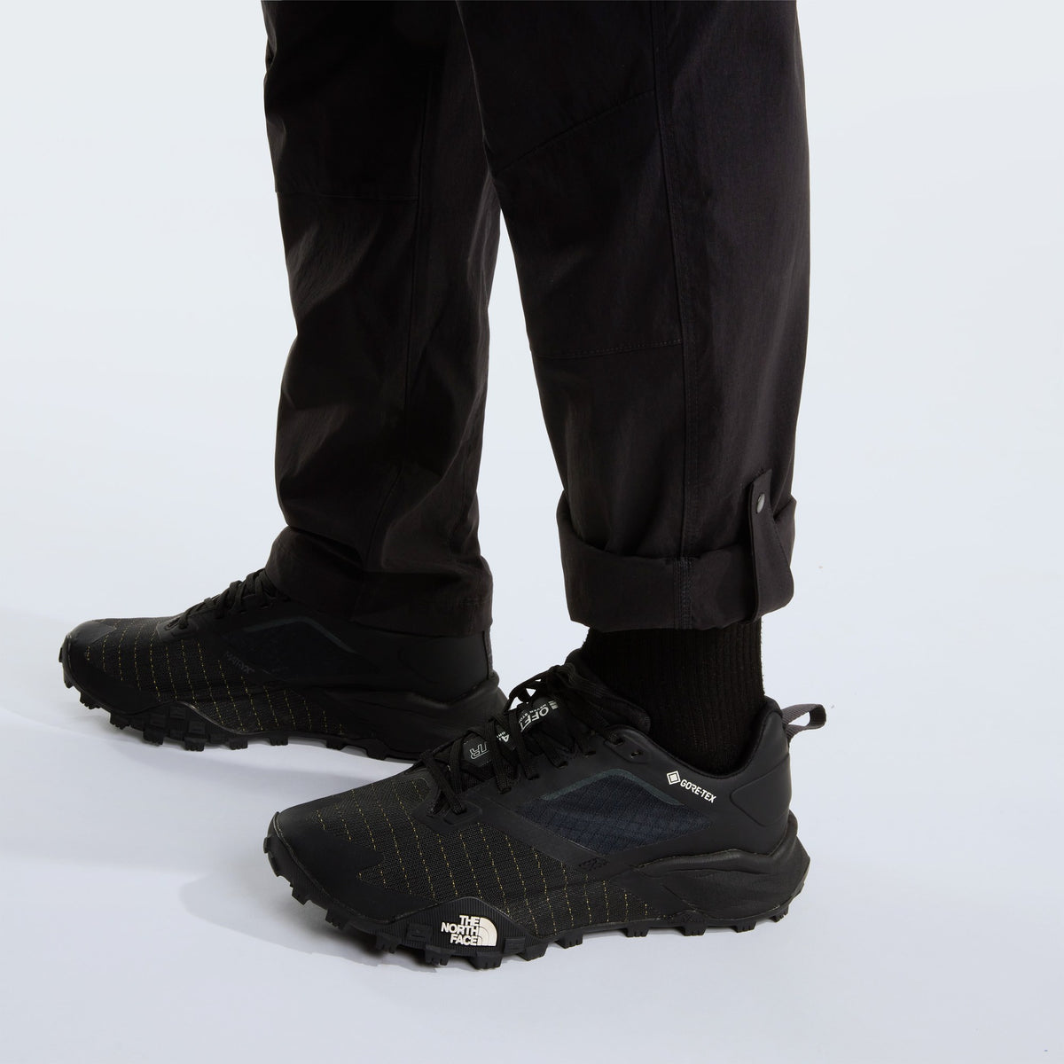 The North Face Pantalon Exploration Noir, ourlet retroussé, chez For The Week Ajaccio