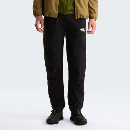 The North Face Pantalon Exploration Noir, porté de face, chez For The Week Ajaccio
