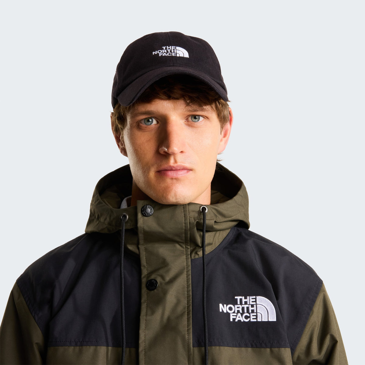 The North Face Casquette Norm Noir, portée, chez For The Week Ajaccio