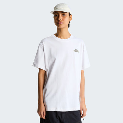 The North Face T-shirt Stone Logo Blanc, porté de face, version femme, chez For The Week Ajaccio